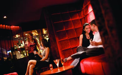 Norwegian Pearl nightlife